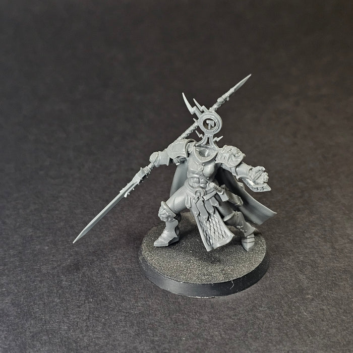 Used Warhammer Age of Sigmar: Stormcast Eternals - Larissa Shadowstalker