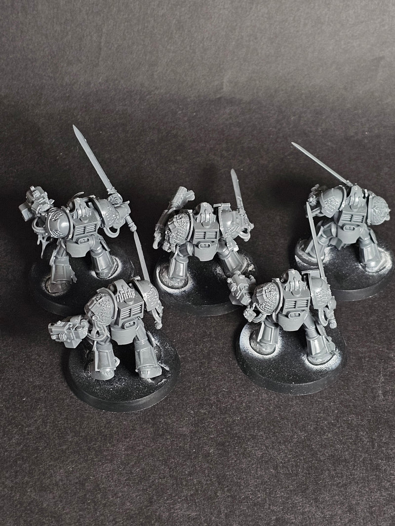Built and assembled Grey Knights Brotherhood Terminator Squad. (2)