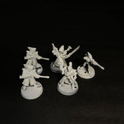 Partially Primed Metal Aeldari Rangers.