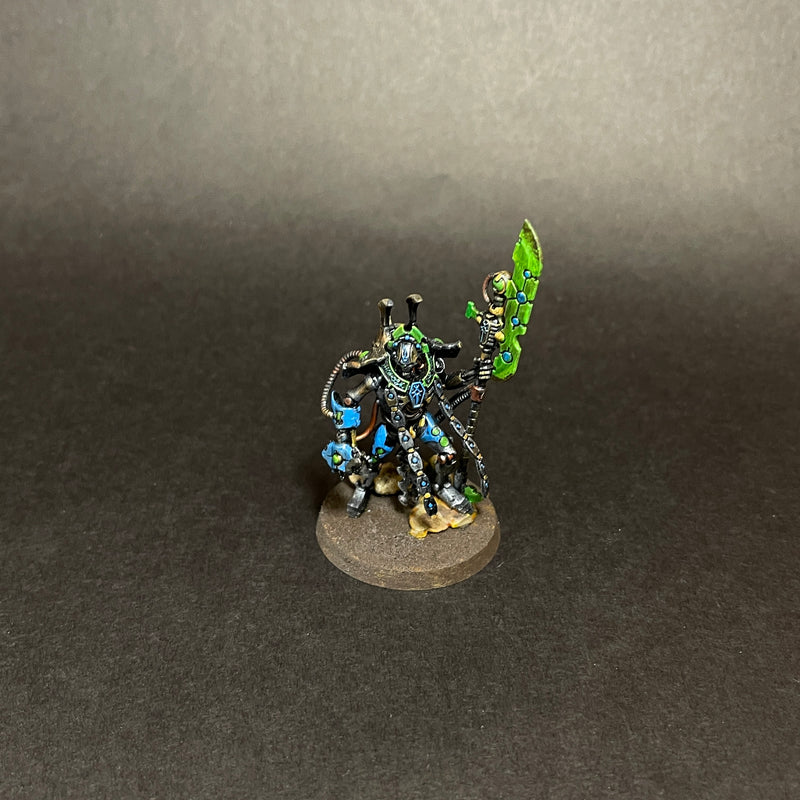 Assembled, painted and based Overlord with Tachyon Arrow.