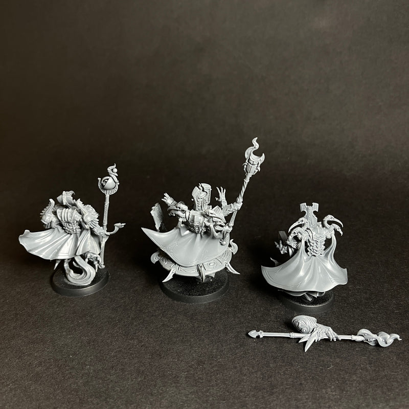 Assembled Exalted Sorcerers.

One Broken Arm.

One needs attaching to base.