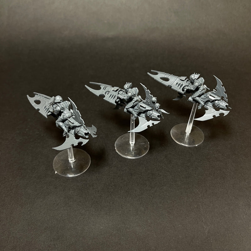 Assembled Drukhari Reavers with stand.

Listing 2.