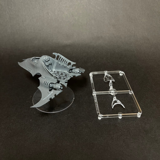 Assembled Drukhari Venom with Base.

As is.

Listing 6.