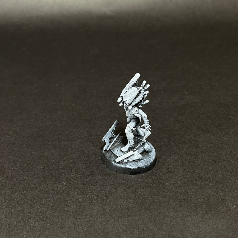 Description:

Assembled and Partially Primed Imperial Agents Culexus Assassin.