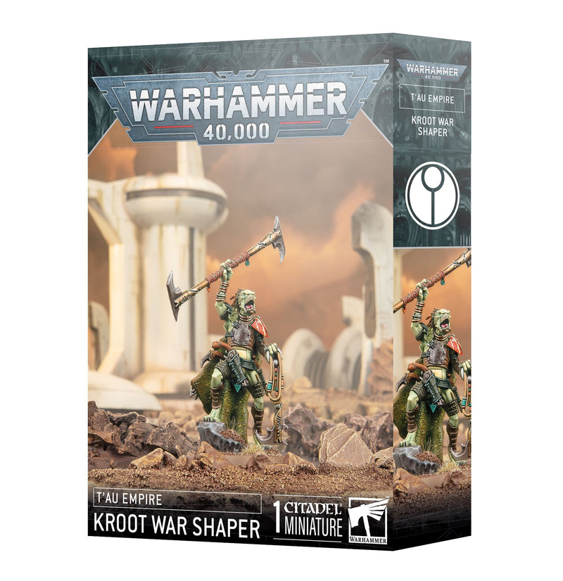 Warhammer 40k: Tau Empire - Kroot War Shaper plastic miniature, painted with large blade on rocky terrain and sci-fi structures, includes a Citadel 32mm Round Base.