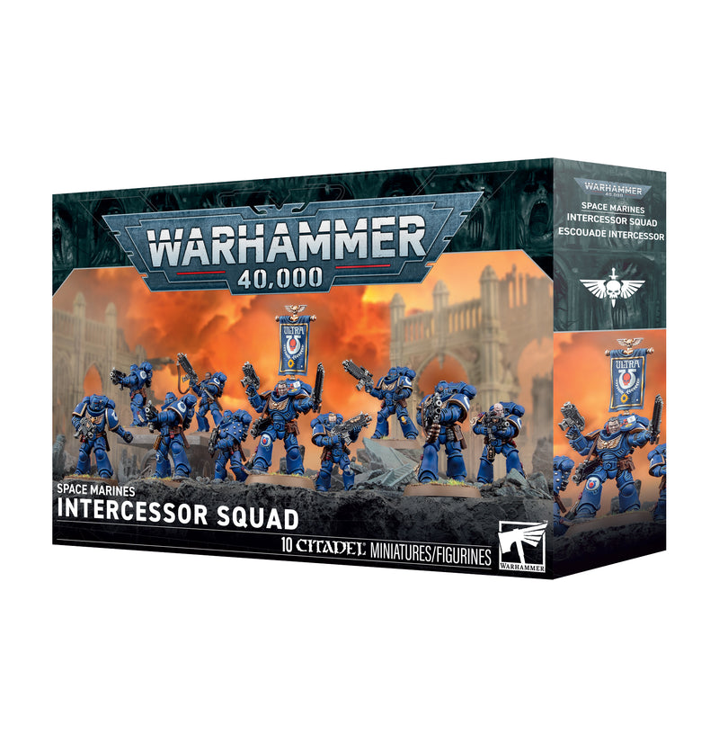 Box for Warhammer 40k: Space Marines - Intercessor Squad, displaying ten assembled blue-armored miniatures posed before a ruined city backdrop. Text details the product contents and features the Warhammer logo from Games Workshop.