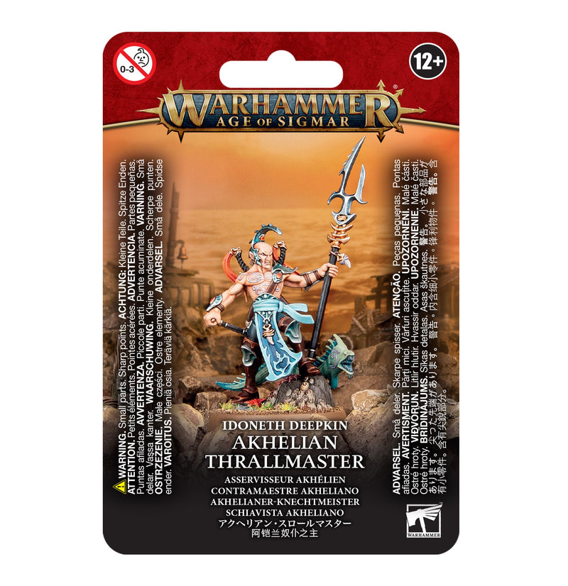 The Warhammer Age of Sigmar Idoneth Deepkin: Akhelian Thrallmaster kit features a spear-wielding miniature, box with age 12+ label.