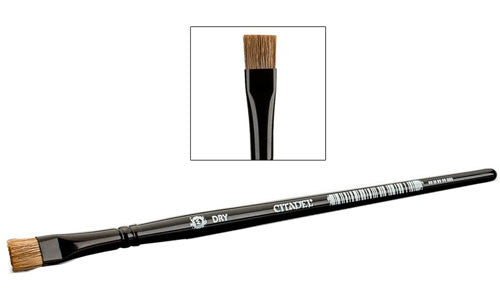 A close-up of the Citadel Medium Drybrush featuring a flat-tipped, brown bristle head and a long black handle, shown in full and in detail—ideal for drybrushing techniques.