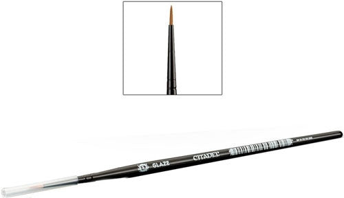 The Citadel Medium Glaze Brush has synthetic bristles, a fine tip, and a black cap. A close-up shows its detail for painting.